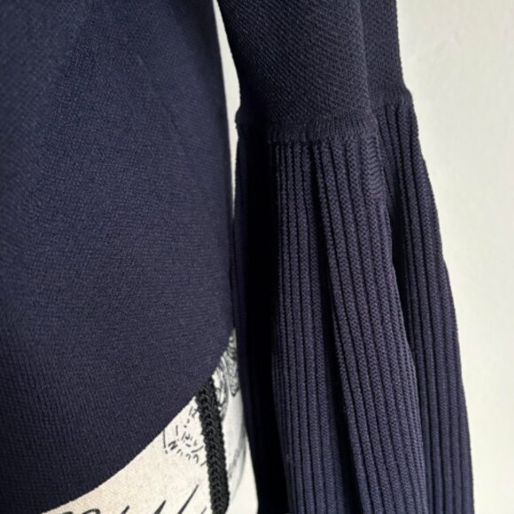 Elegant Navy Knit Cardigan with Pleated Cuffs – Size M - Picture 5 of 5